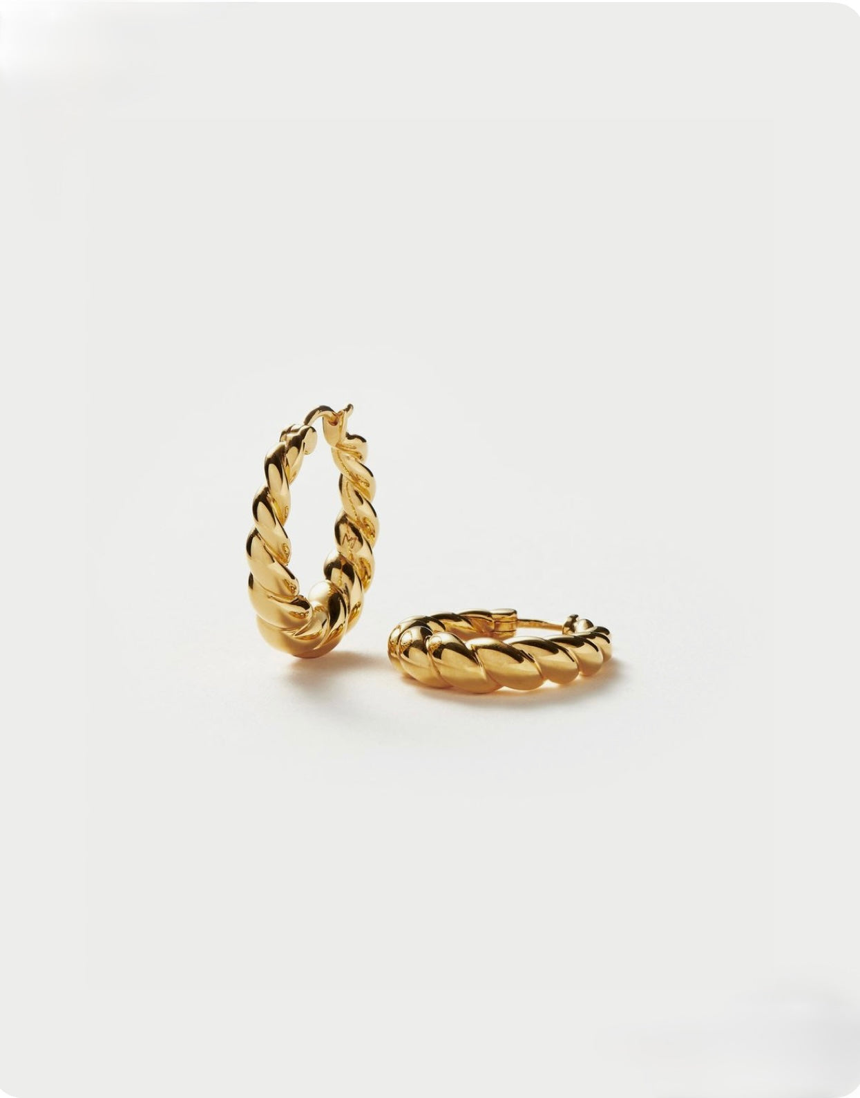 Riri twisted mini hoops
